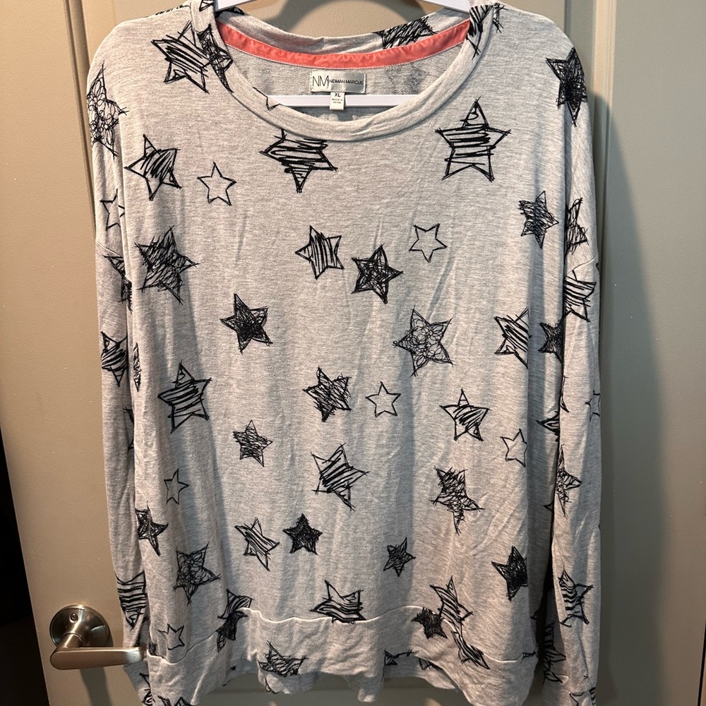 Meinman Marcus Star Print Gray Long Sleeve Top